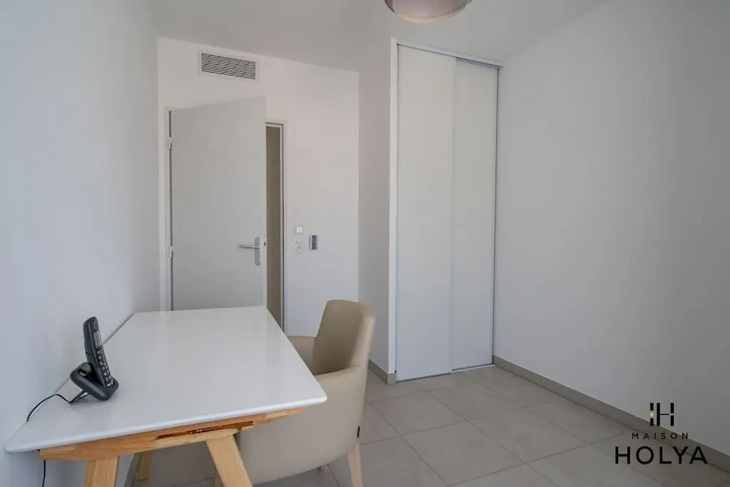 Le Vertige - A Avignon - 377B 0*,  Francia